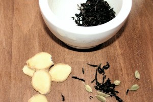 Schwarztee mit Gewürzen